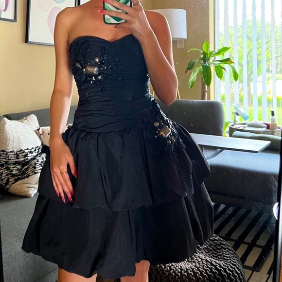 BeBe Corset Style Babydoll Dress - Picture 2 of 5